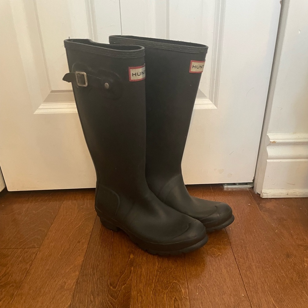 Hunter Classic Black Footwear